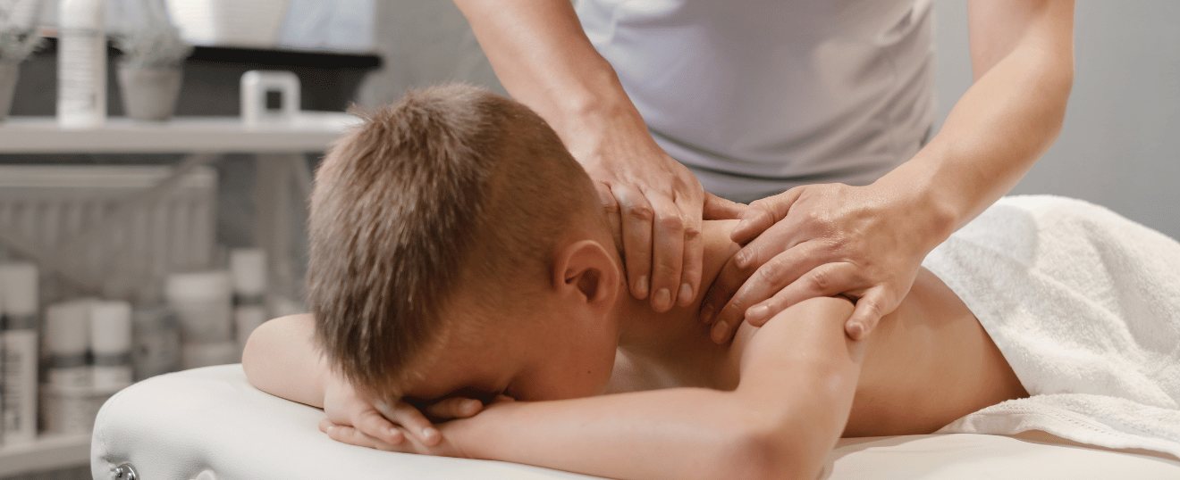 Massage Californien Enfant – Relaxation Douce &amp; Enveloppante